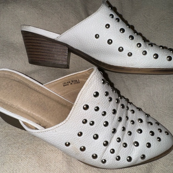 Chinese Laundry White Studded Mules - Picture 4 of 4